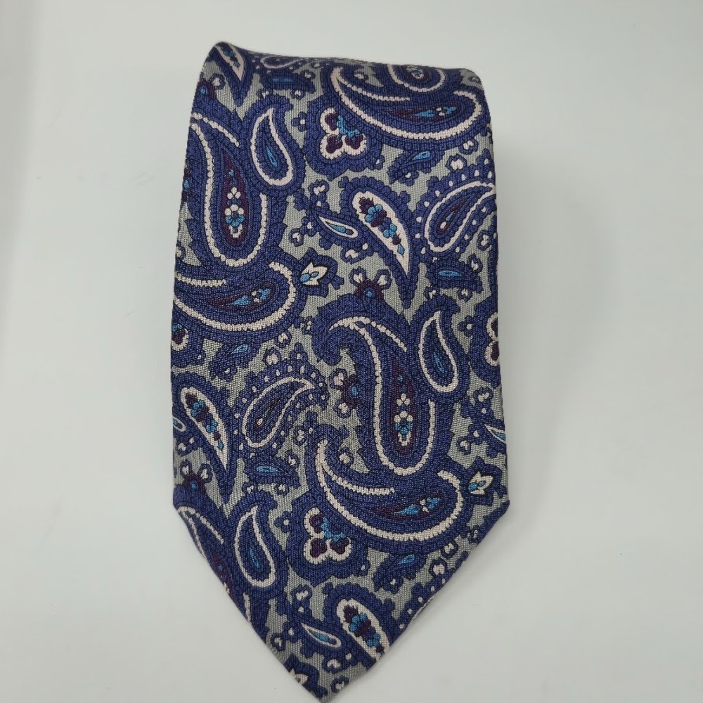 Egon Von Furstenberg Blue/Grey Paisley 100% Silk Tie